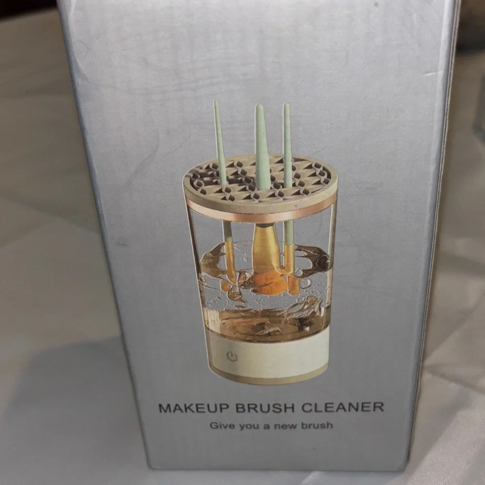 Automatic Makeup Brush Cleaner NWT
